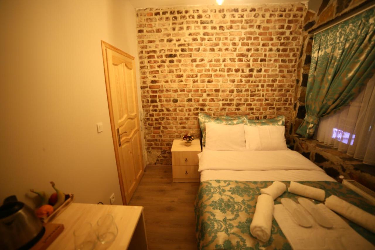 Little Ganj Suites Истанбул Екстериор снимка