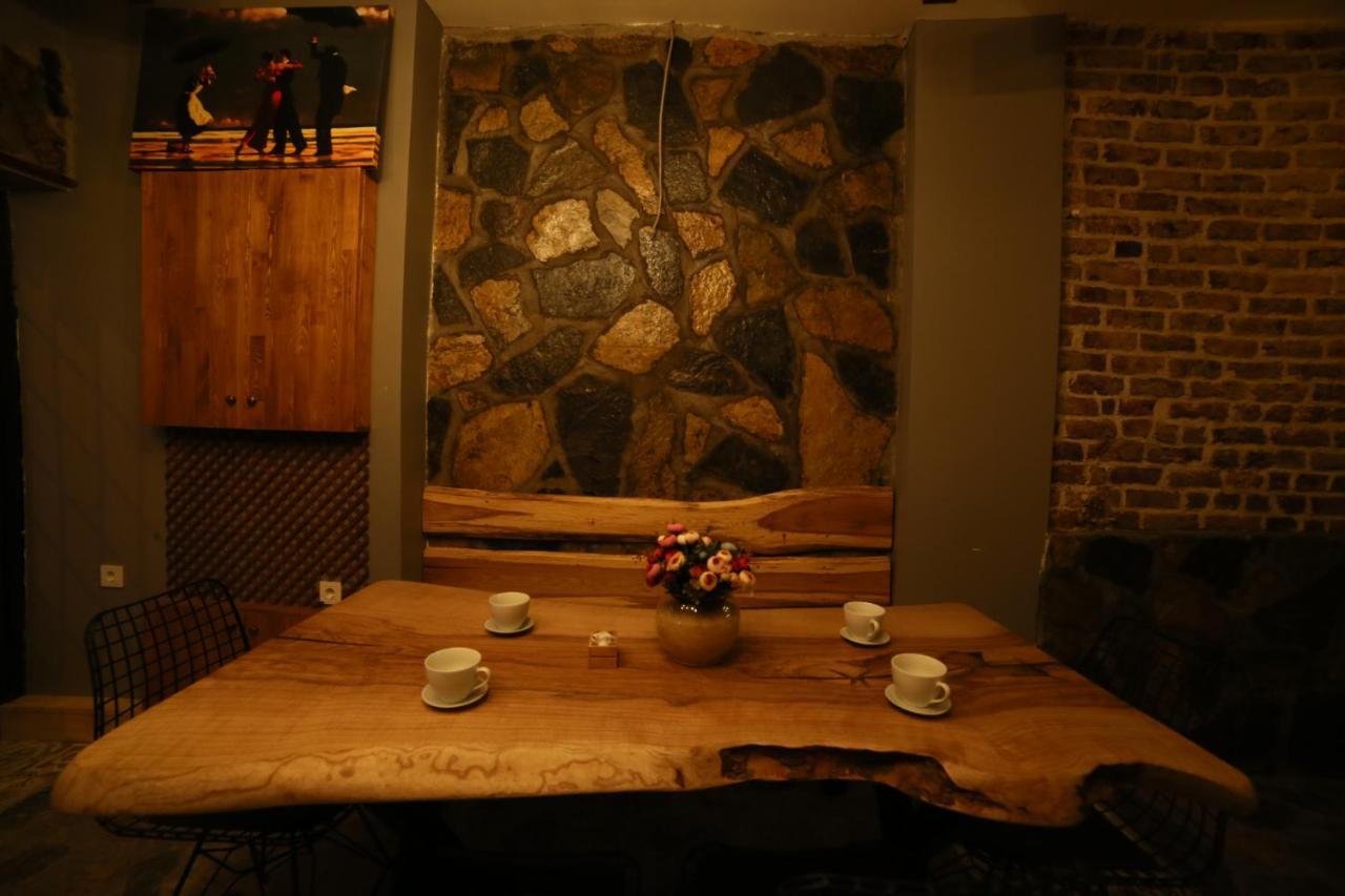 Little Ganj Suites Истанбул Екстериор снимка